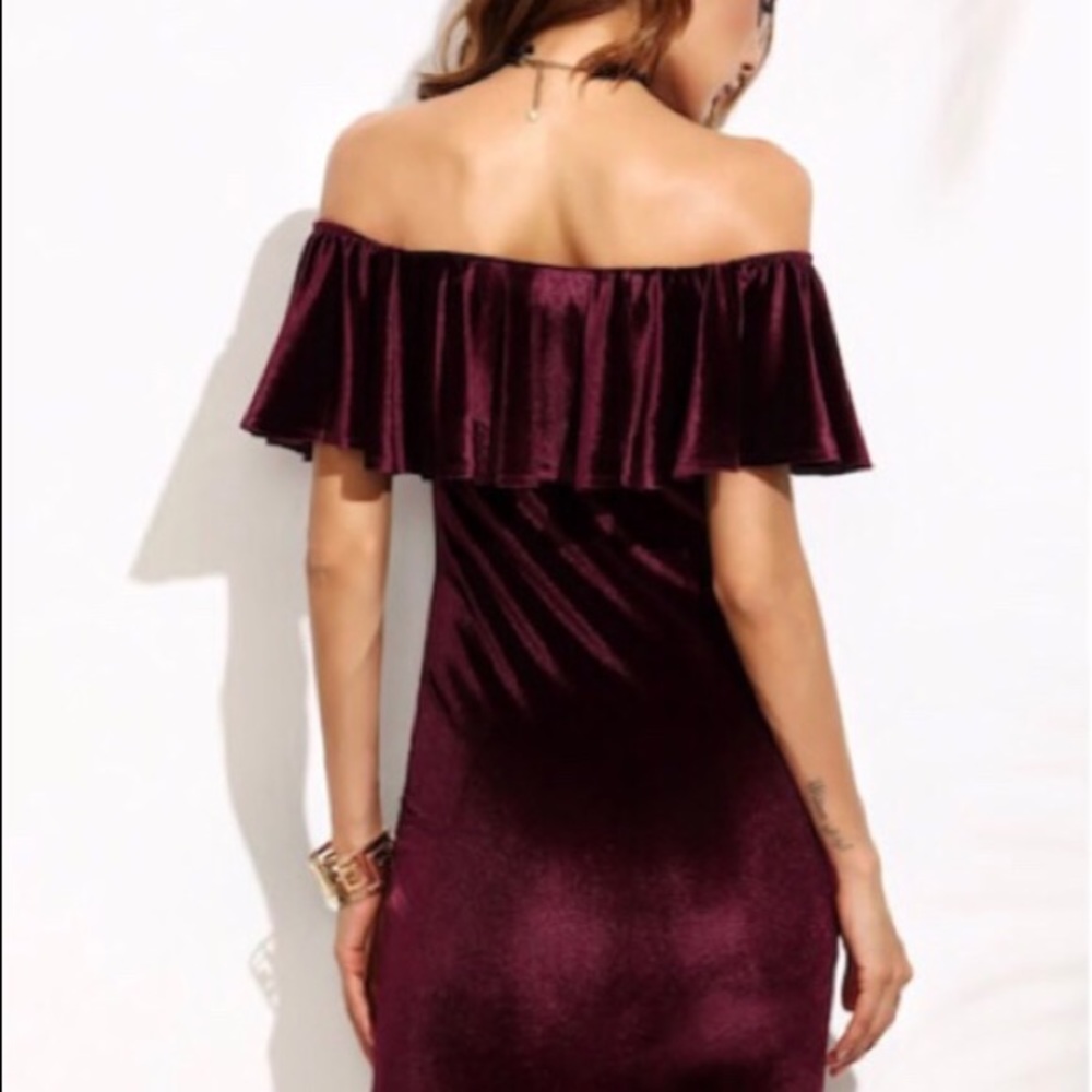 🎁Flounce Velvet Dress🎁 - Picture 3 of 8
